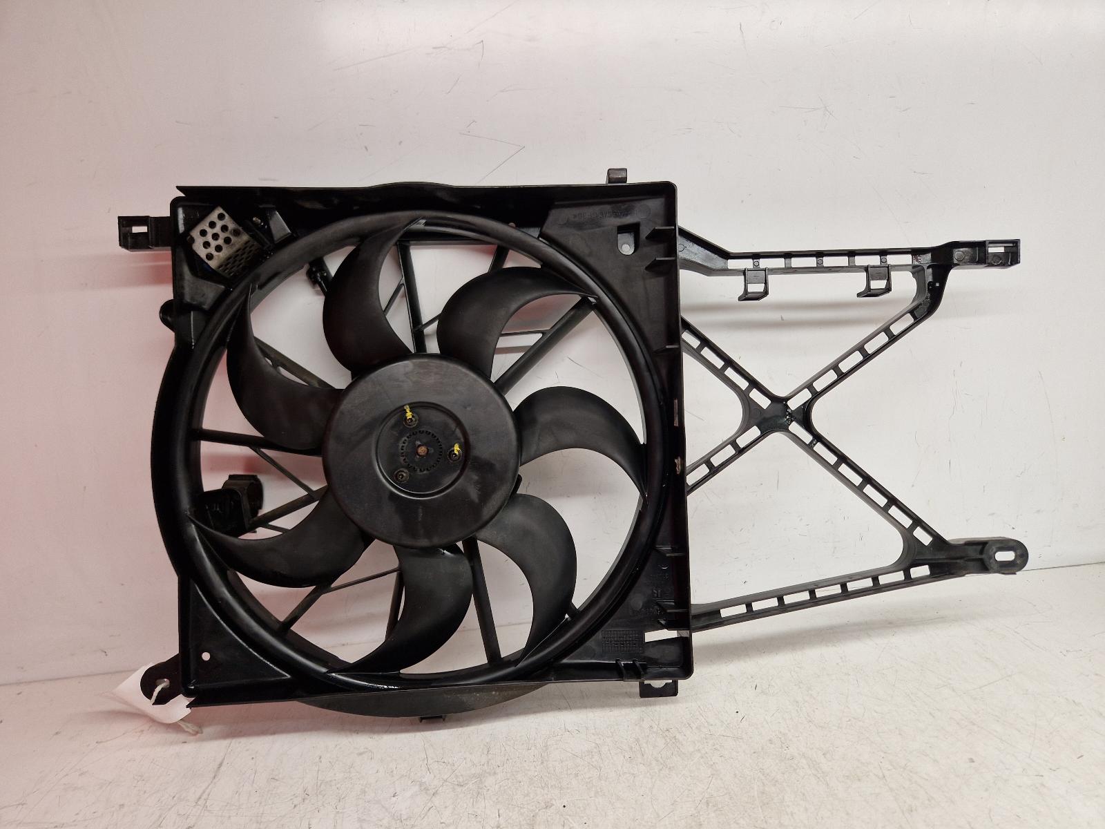 View Auto part Engine Cooling Motor Vauxhall Astra 2007