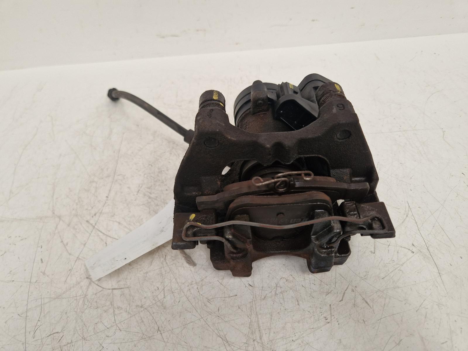 View Auto part Caliper Volkswagen Golf 2018