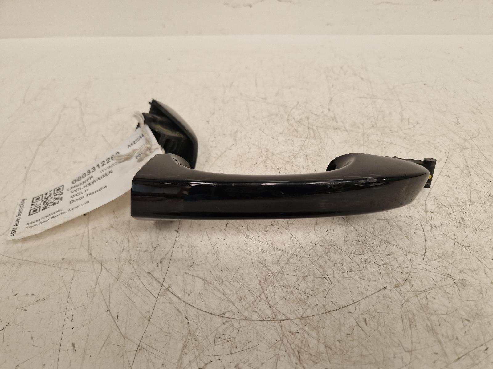 View Auto part Door Handle Volkswagen Golf 2018