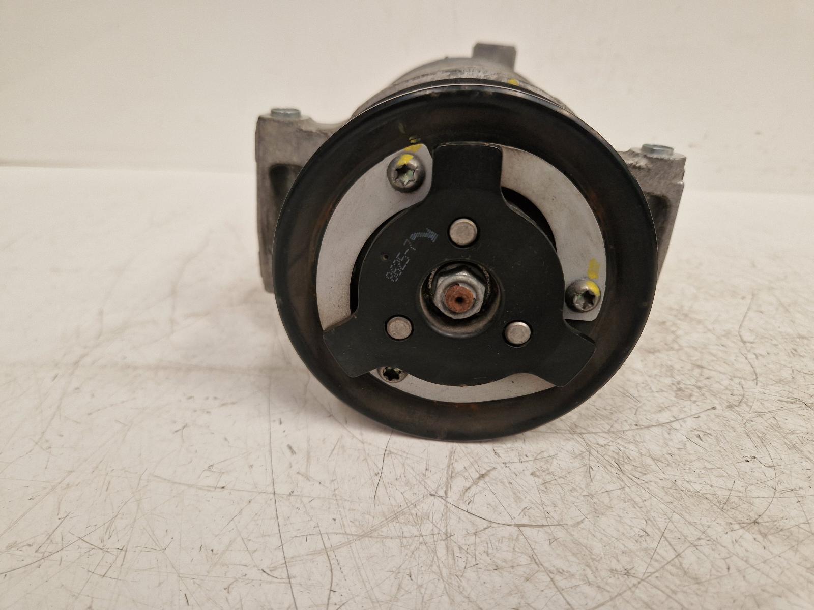 View Auto part Compressor Volkswagen Golf 2018