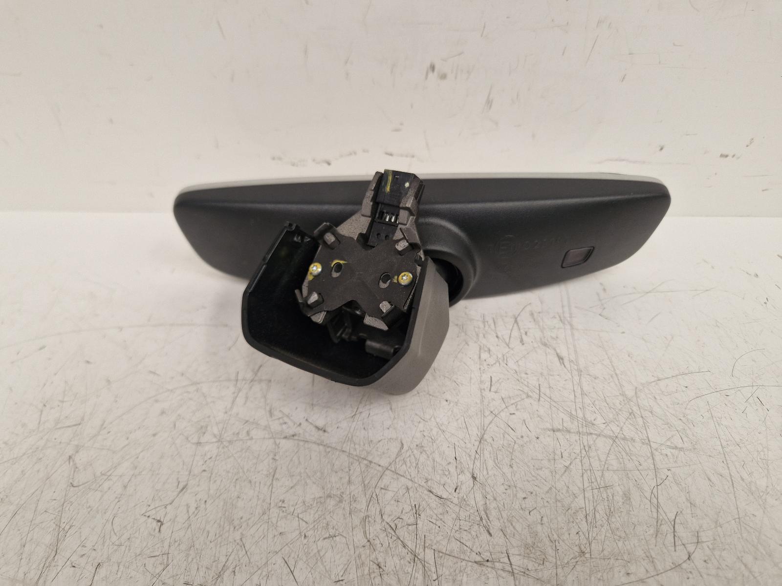 View Auto part Interior Mirror Volkswagen Golf 2018