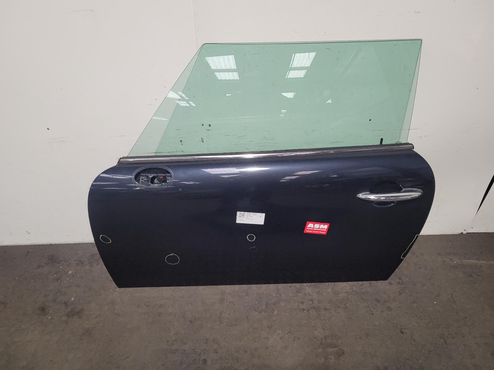 View Auto part L Front Door Mini (bmw) Mini 2007