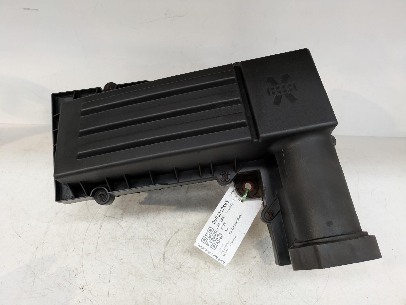 View Auto part Air Cleaner/Box Audi A3 2007