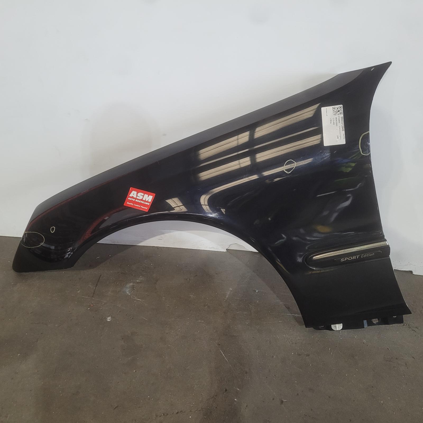 View Auto part L Wing Mercedes C Class 2005