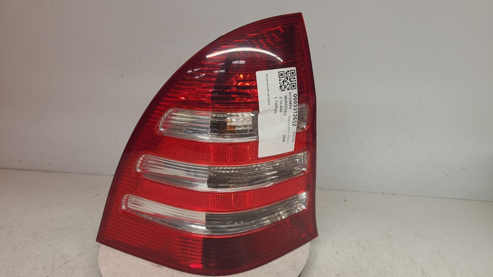 View Auto part L Taillight Mercedes C Class 2005