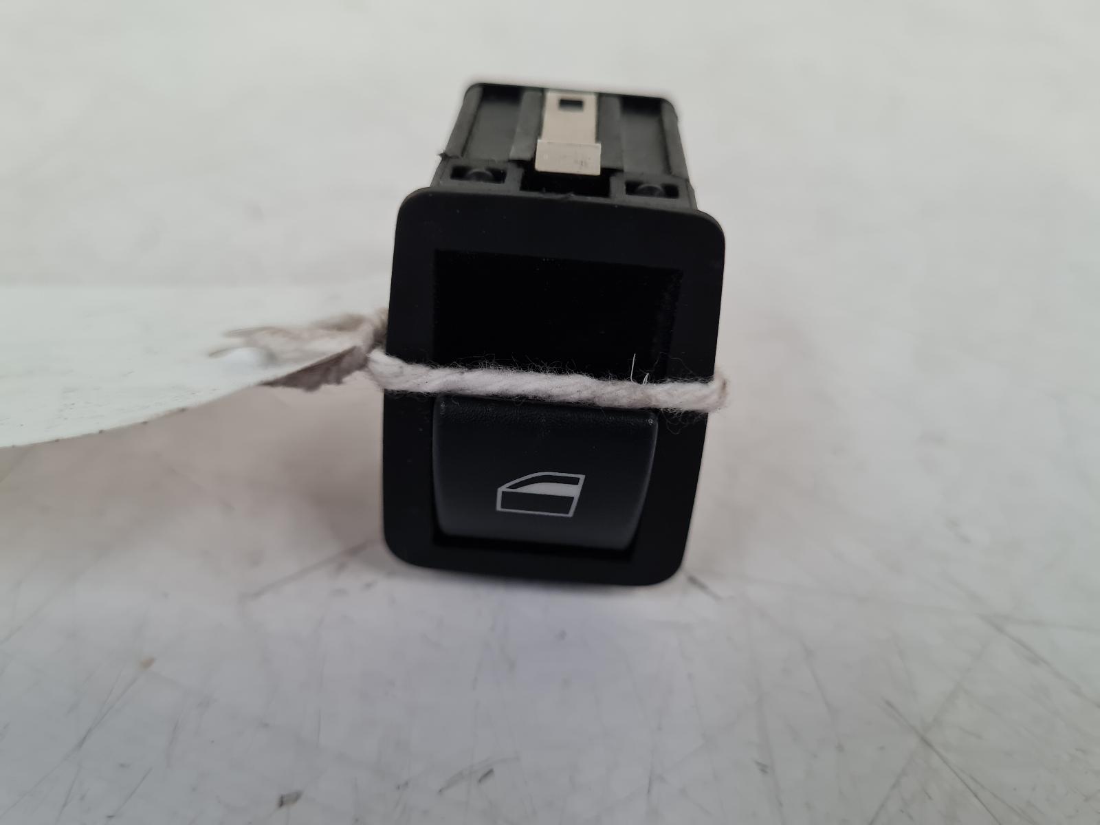 View Auto part Elect. Window Switch Bmw 3 Series 2004