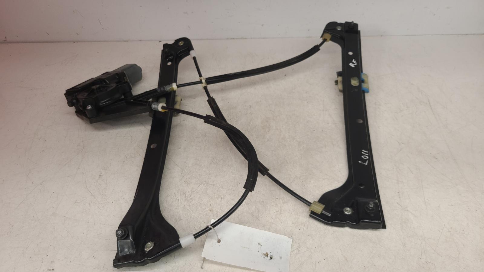 View Auto part RF Window Regulator Volkswagen Polo 2011
