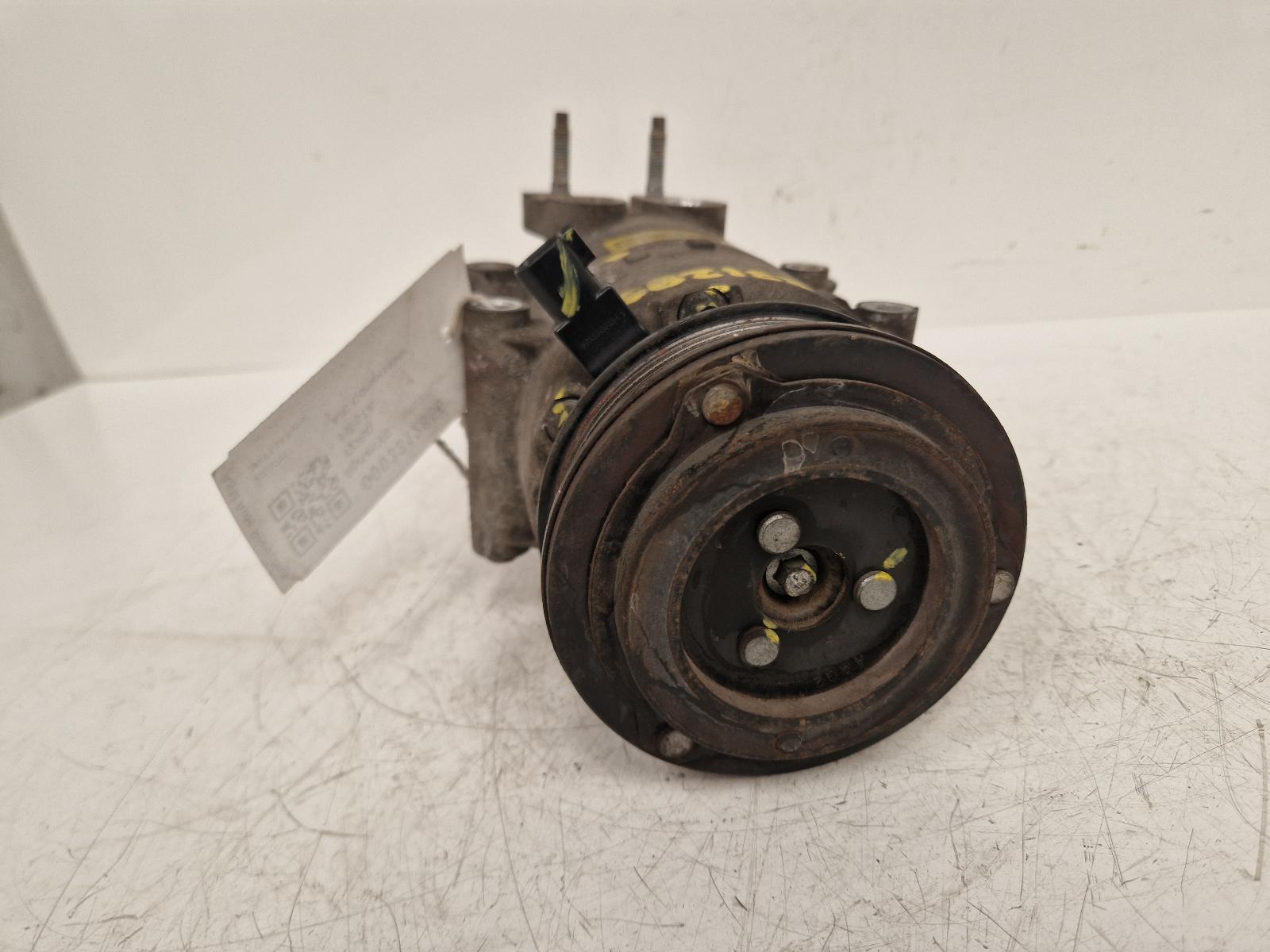View Auto part Compressor Ford Fiesta 2014