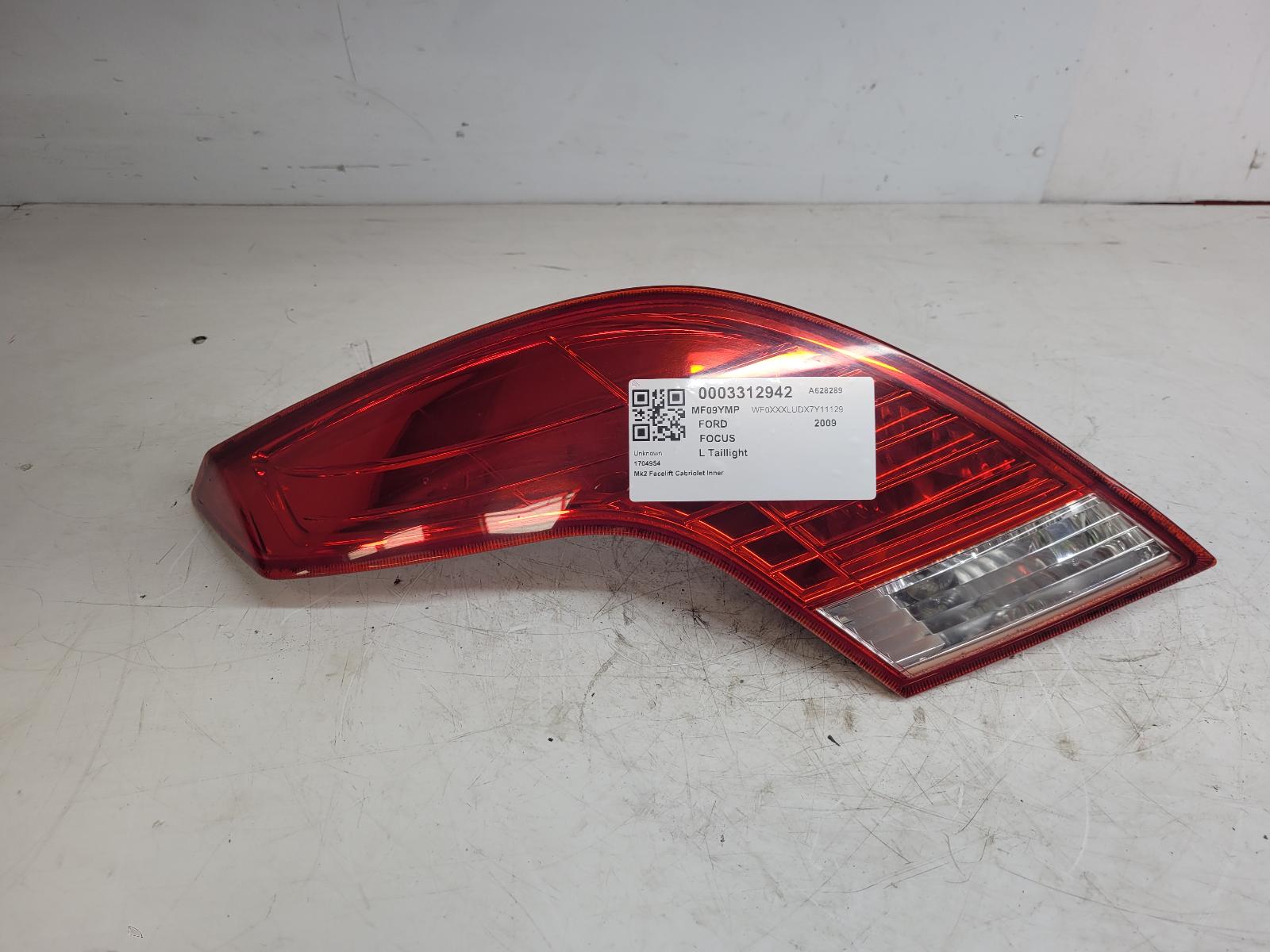 View Auto part L Taillight Ford Focus 2009