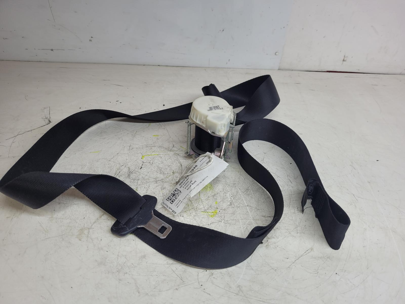 View Auto part Seat Belt Ford Focus 2009