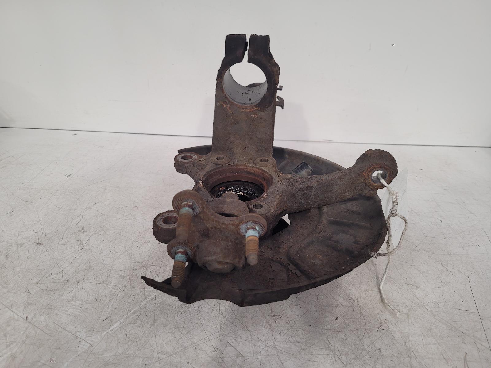 View Auto part RF Hub/Stub Axle Assembly Volkswagen Golf 2004