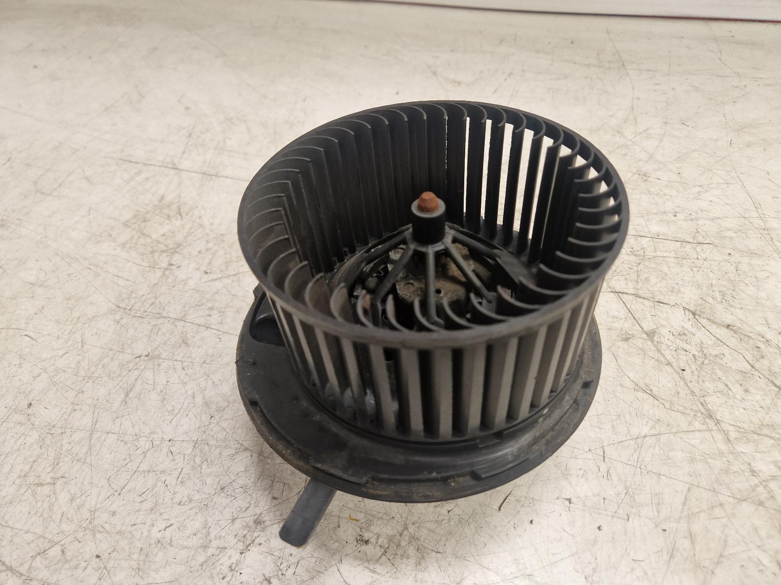 View Auto part Heater Motor/Assembly Volkswagen Eos 2007