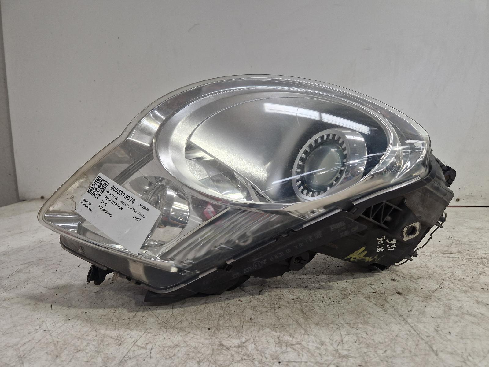 View Auto part R Headlamp Volkswagen Eos 2007