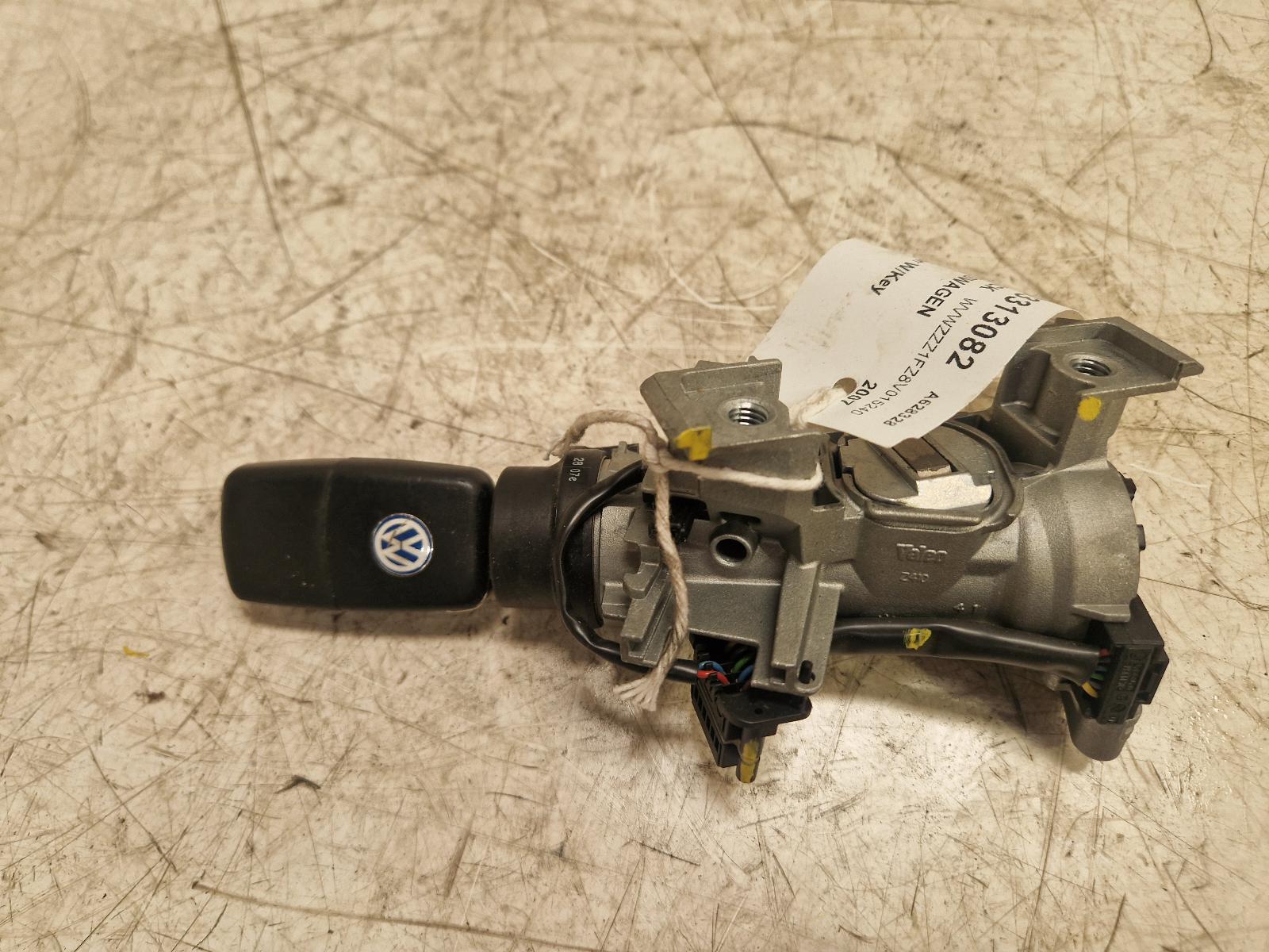 View Auto part Ignition W/Key Volkswagen Eos 2007