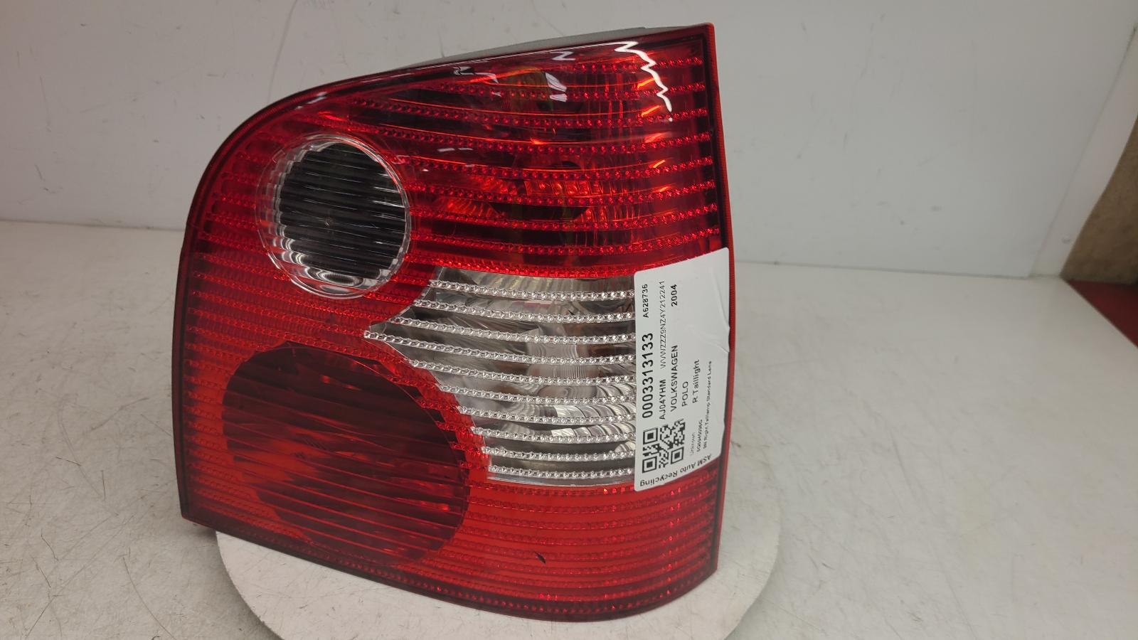 View Auto part R Taillight Volkswagen Polo 2004