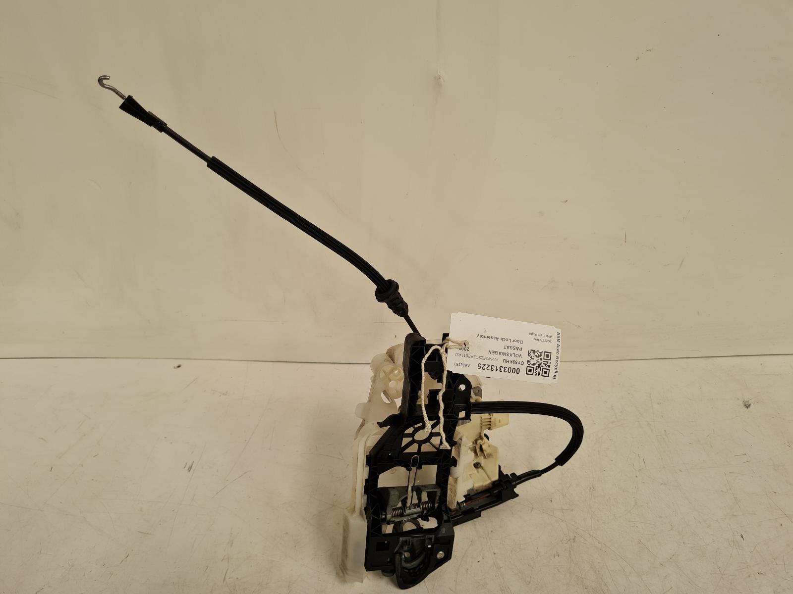 View Auto part Door Lock Assembly Volkswagen Passat 2009