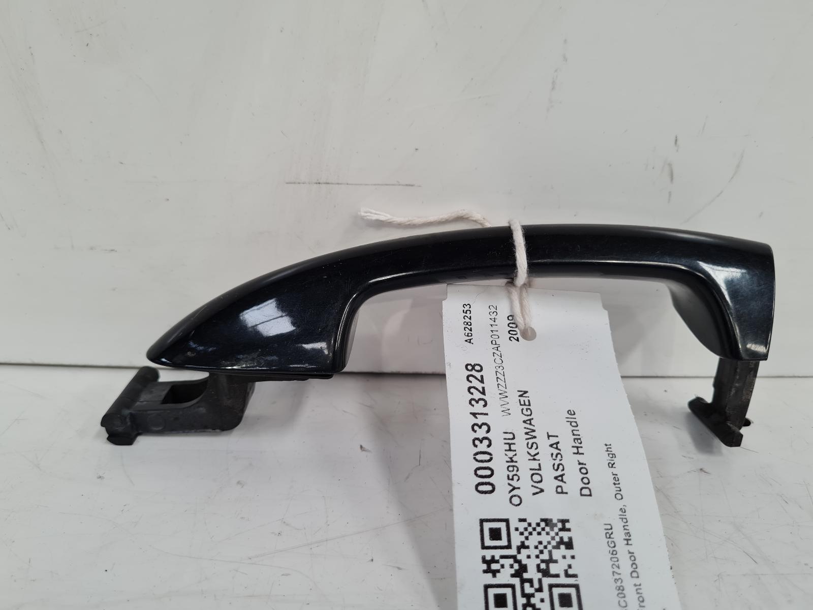 View Auto part Door Handle Volkswagen Passat 2009