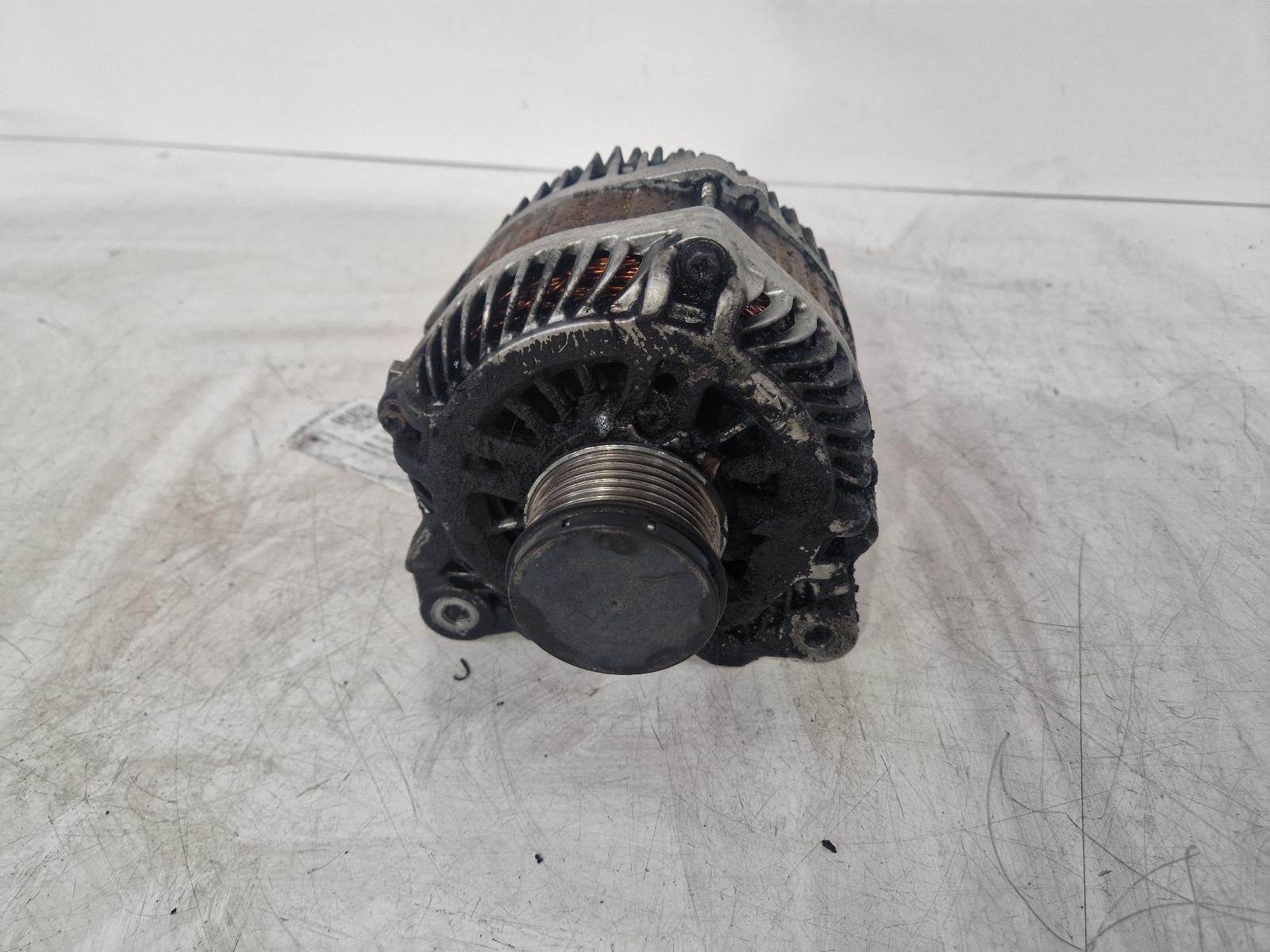 View Auto part Alternator Renault Scenic 2010