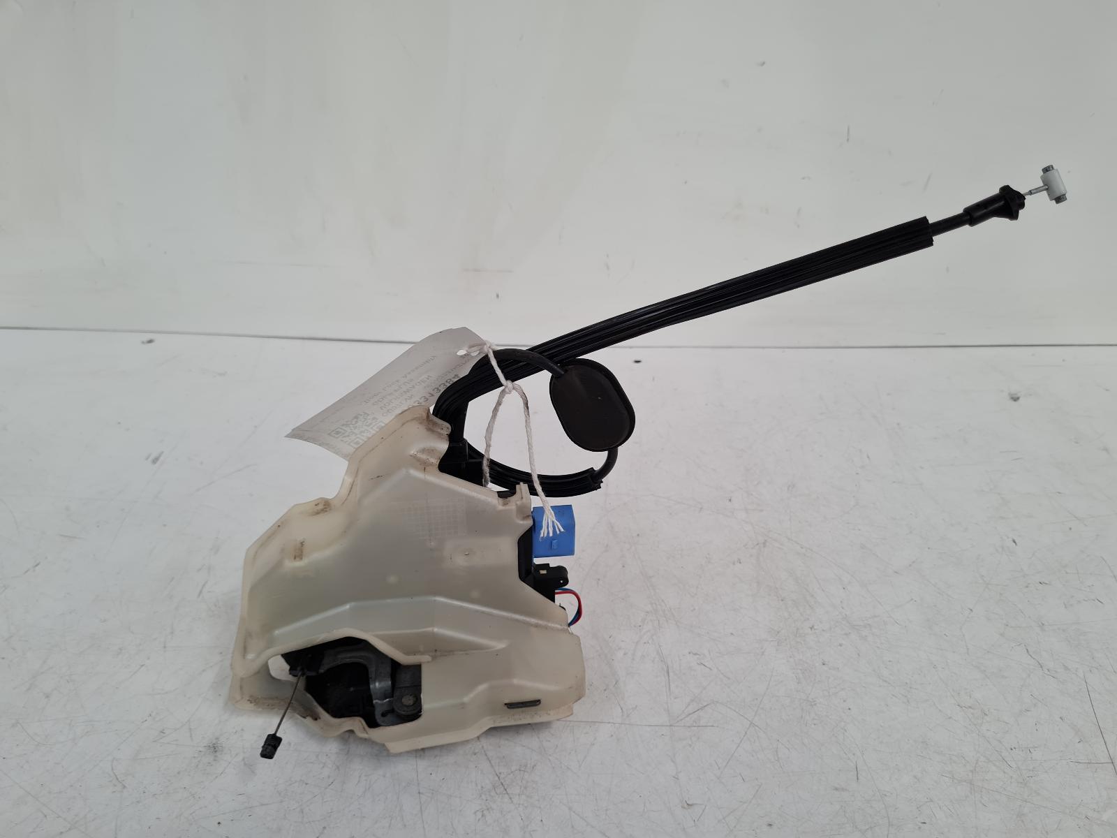 View Auto part Door Lock Assembly Volkswagen Golf Plus 2007