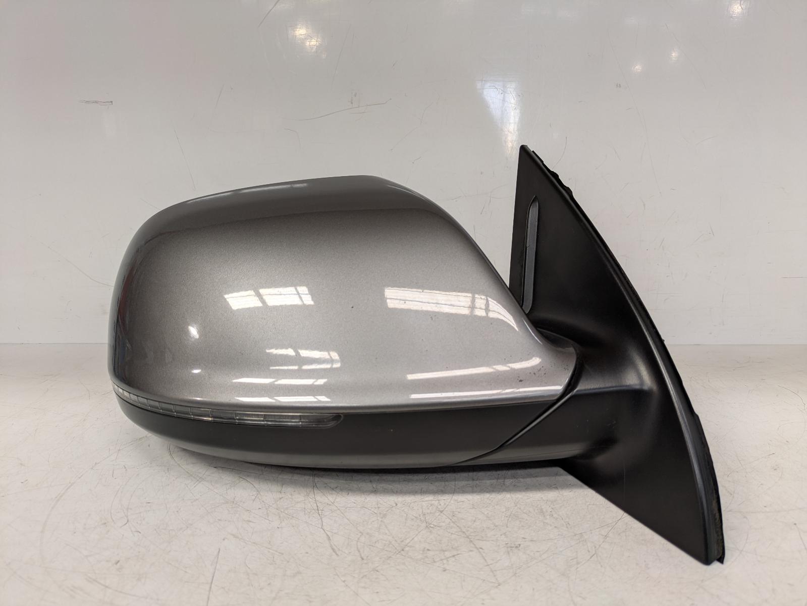 View Auto part R Door Mirror Audi Q7 2012