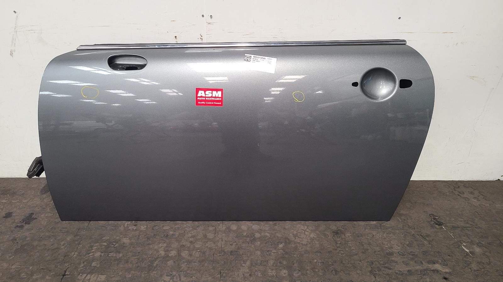 View Auto part L Front Door Mini (bmw) Mini 2004