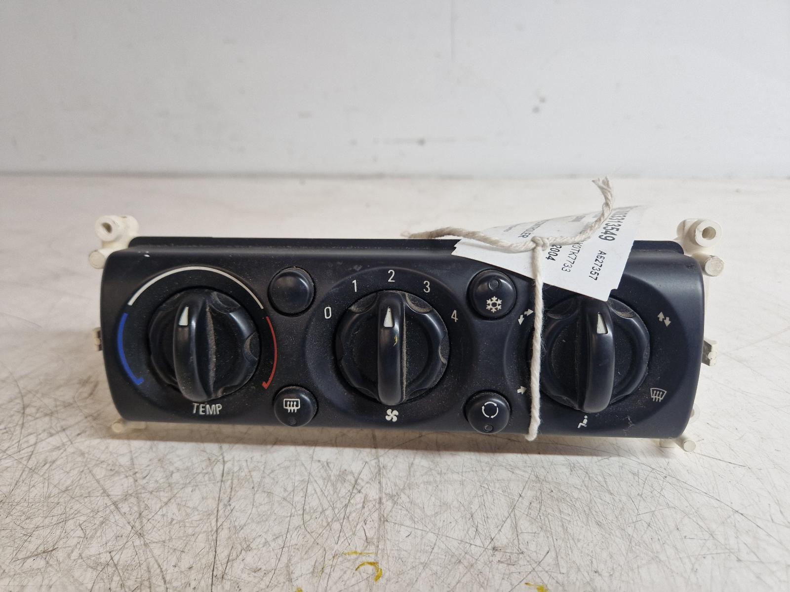 View Auto part Heater/AC Controller Mini (bmw) Mini 2004