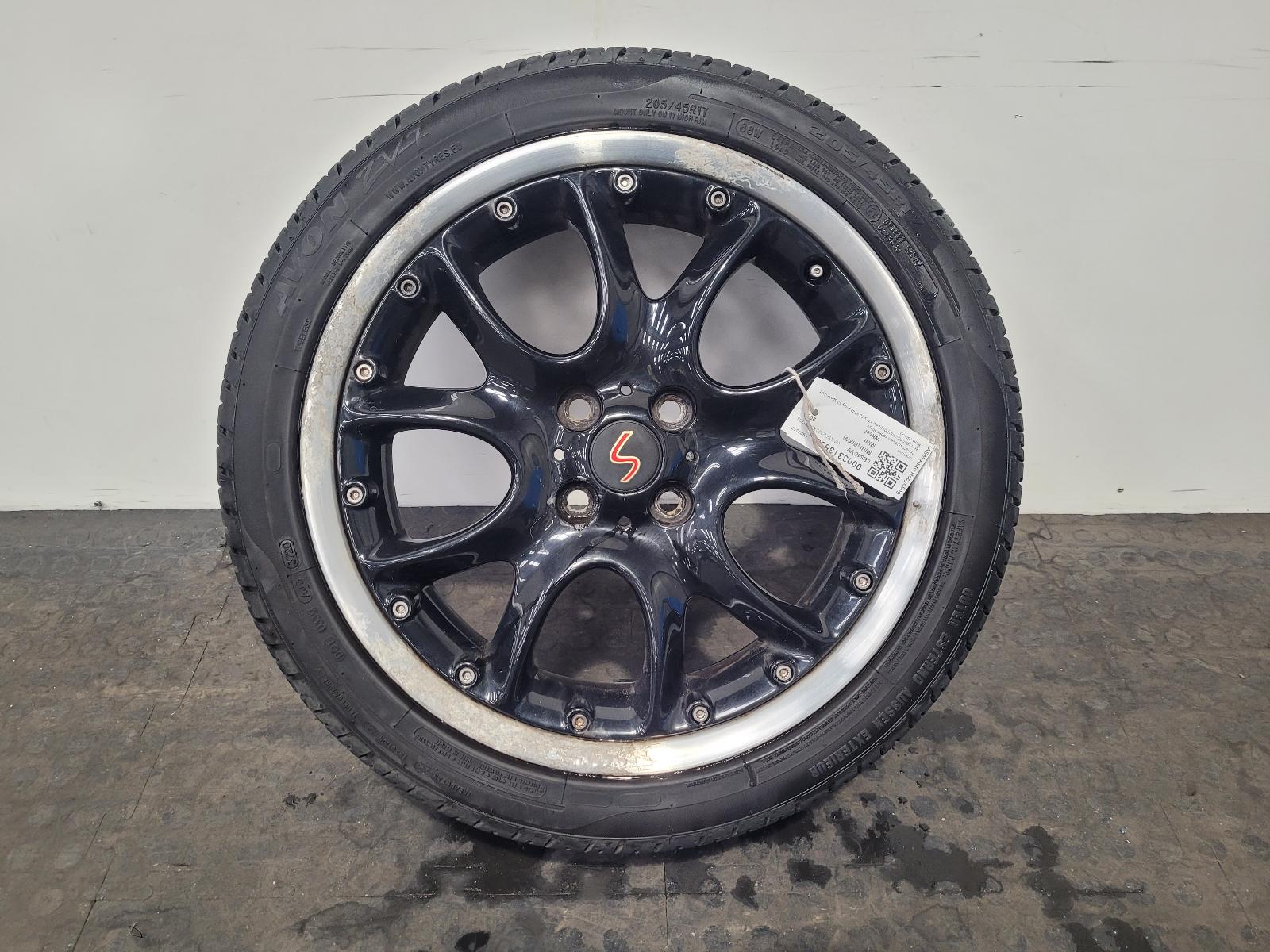 View Auto part Wheel Mini (bmw) Mini 2004