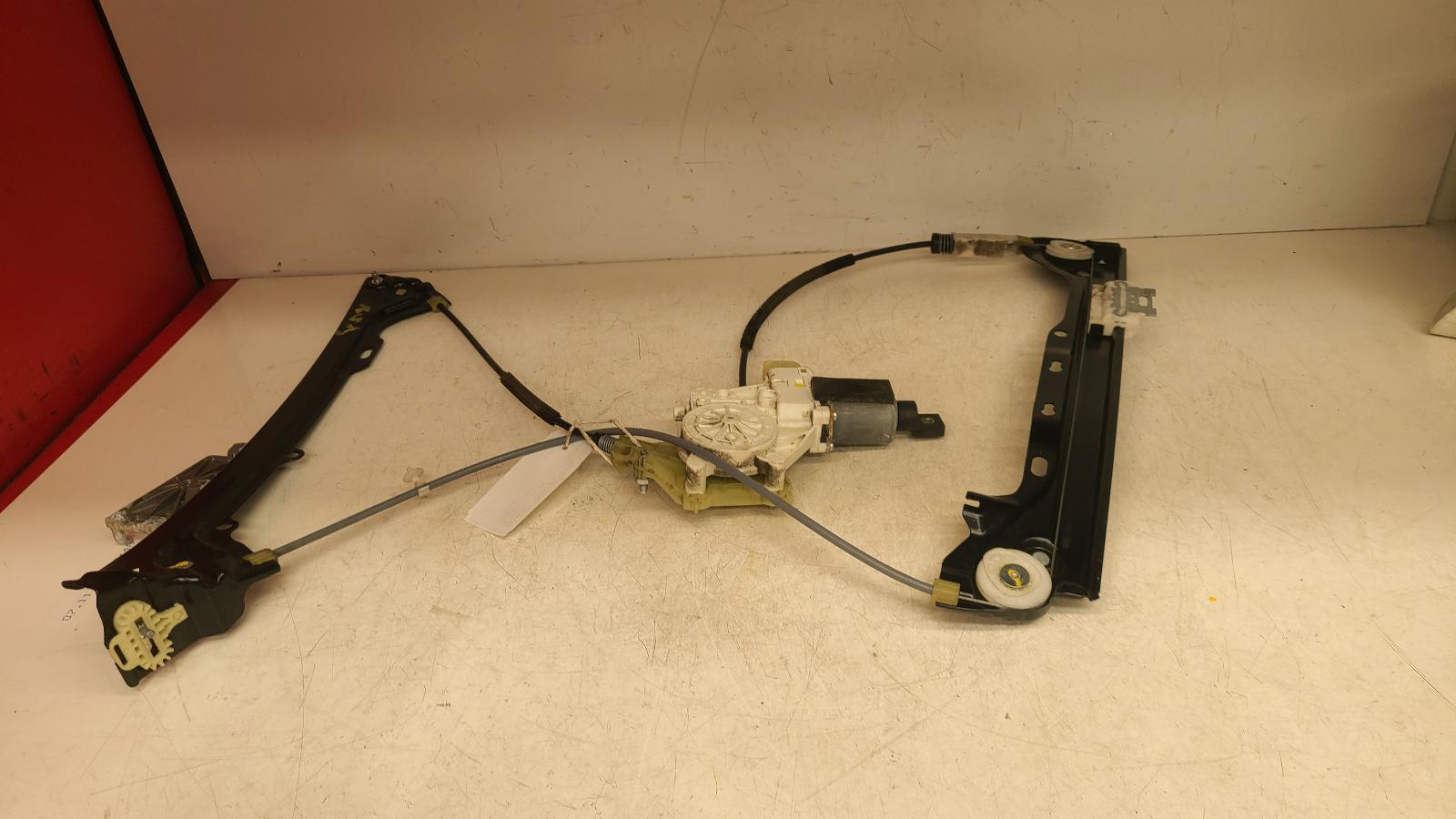 View Auto part LF Window Regulator Bmw 3 Series 2011