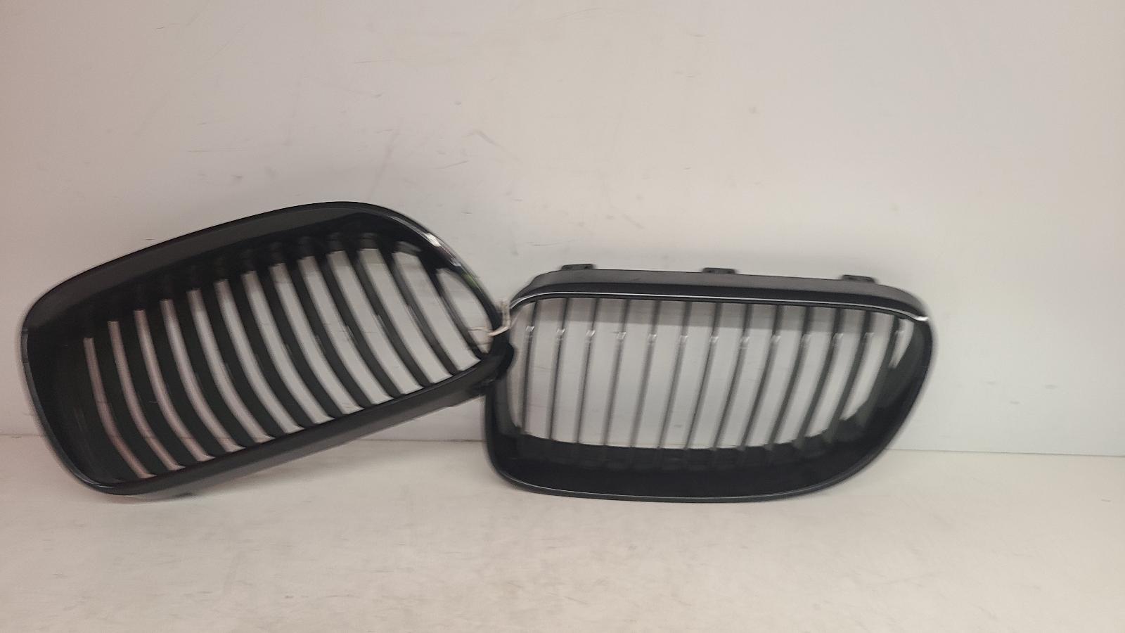 View Auto part Grille Bmw 3 Series 2011