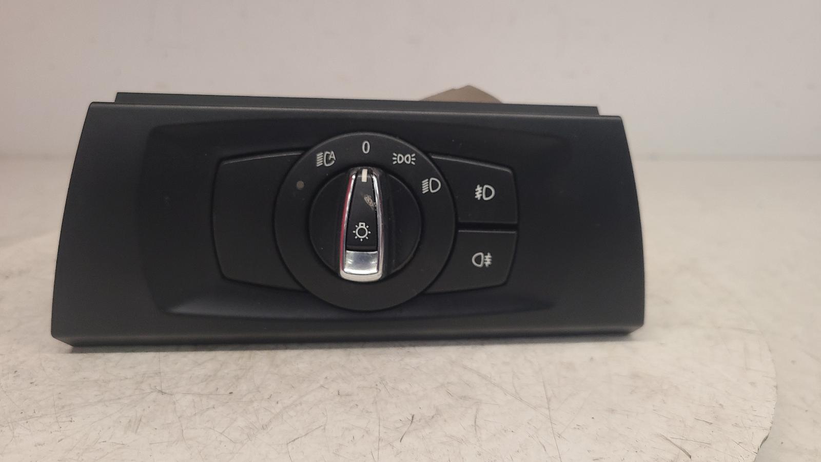 View Auto part Headlight Switch Bmw 3 Series 2011