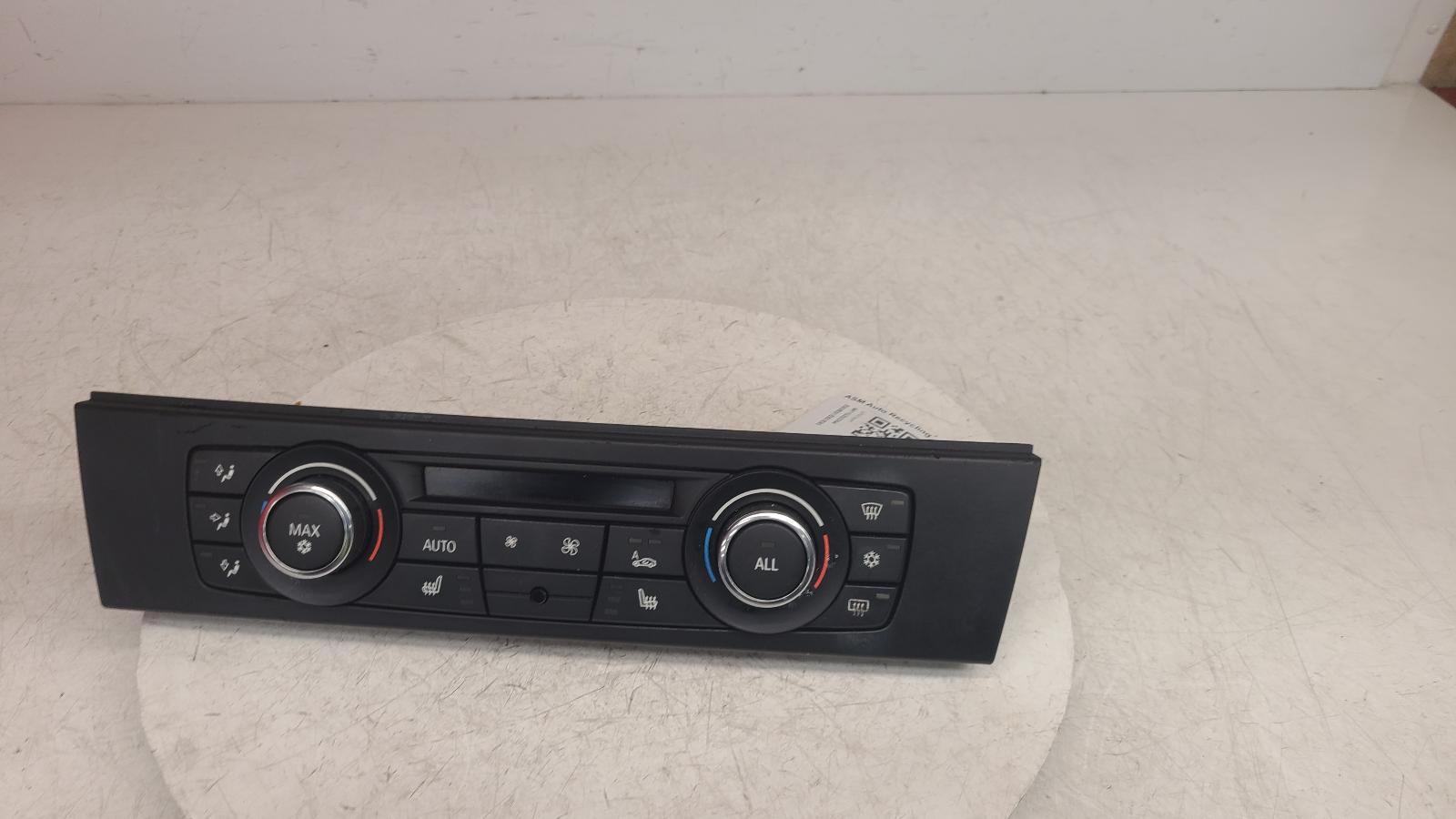View Auto part Heater/AC Controller Bmw 3 Series 2011