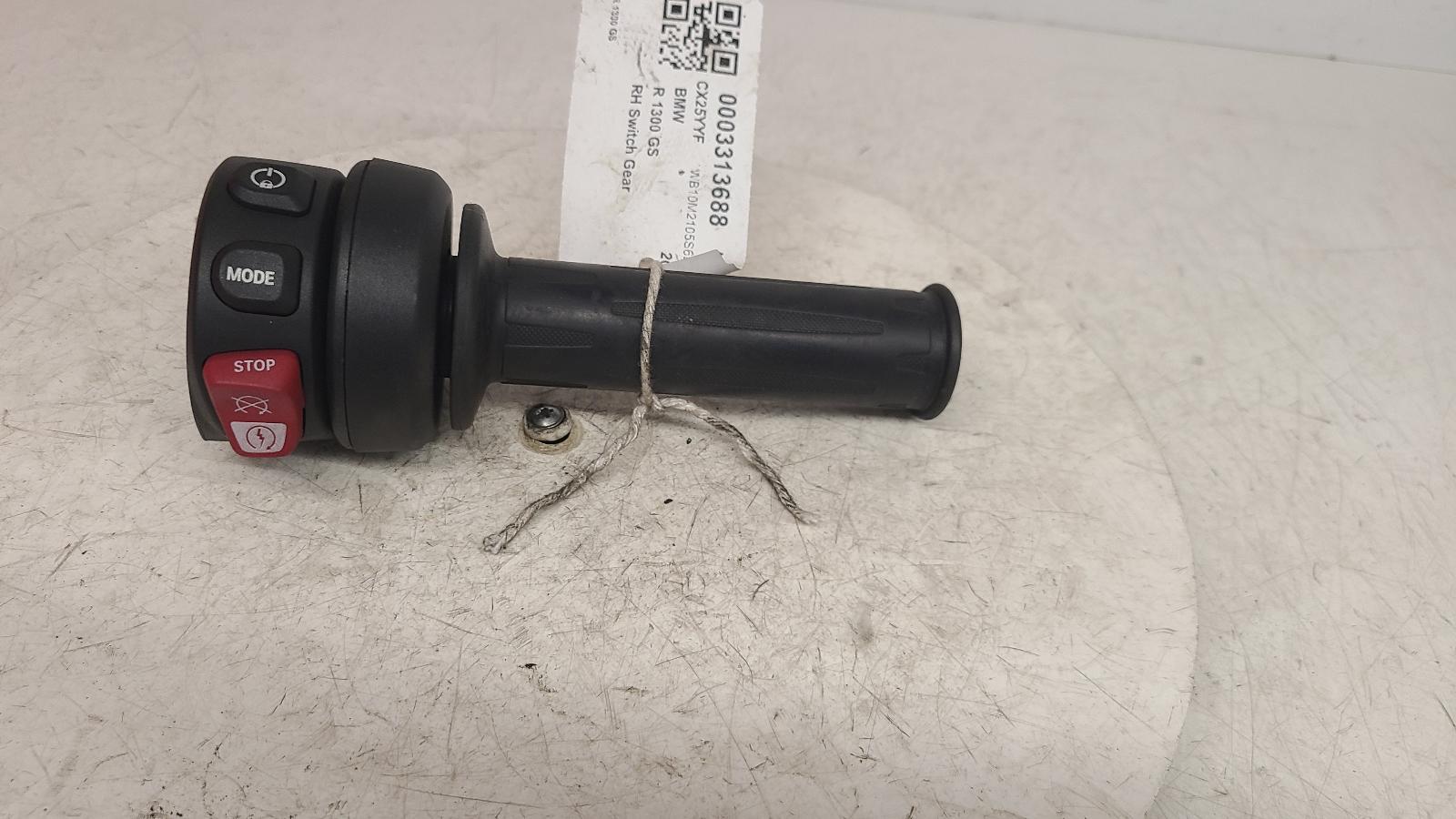 View Auto part RH Switch Gear Bmw R 1300 Gs 2025