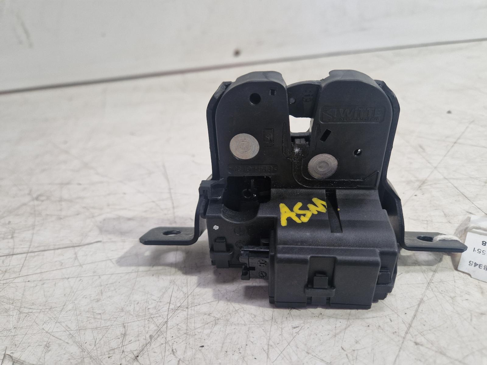 View Auto part Bonnet Latch Bmw 2 Series 2018