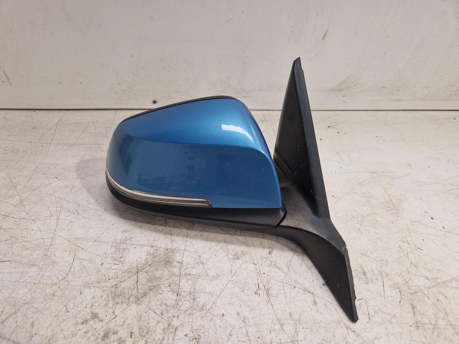 View Auto part R Door Mirror Bmw 2 Series 2018