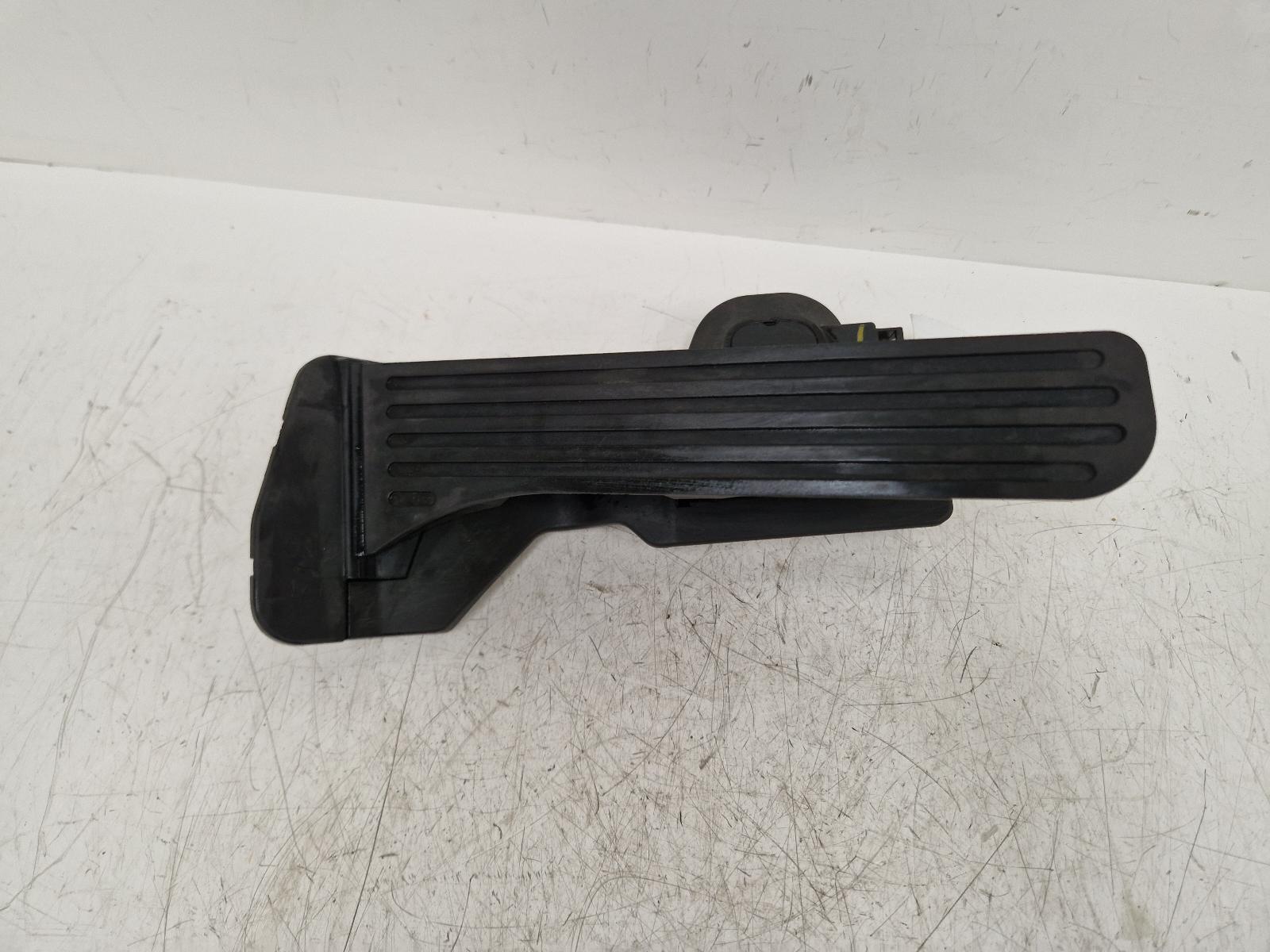 View Auto part Pedal Potentiometer Volkswagen Golf 2010