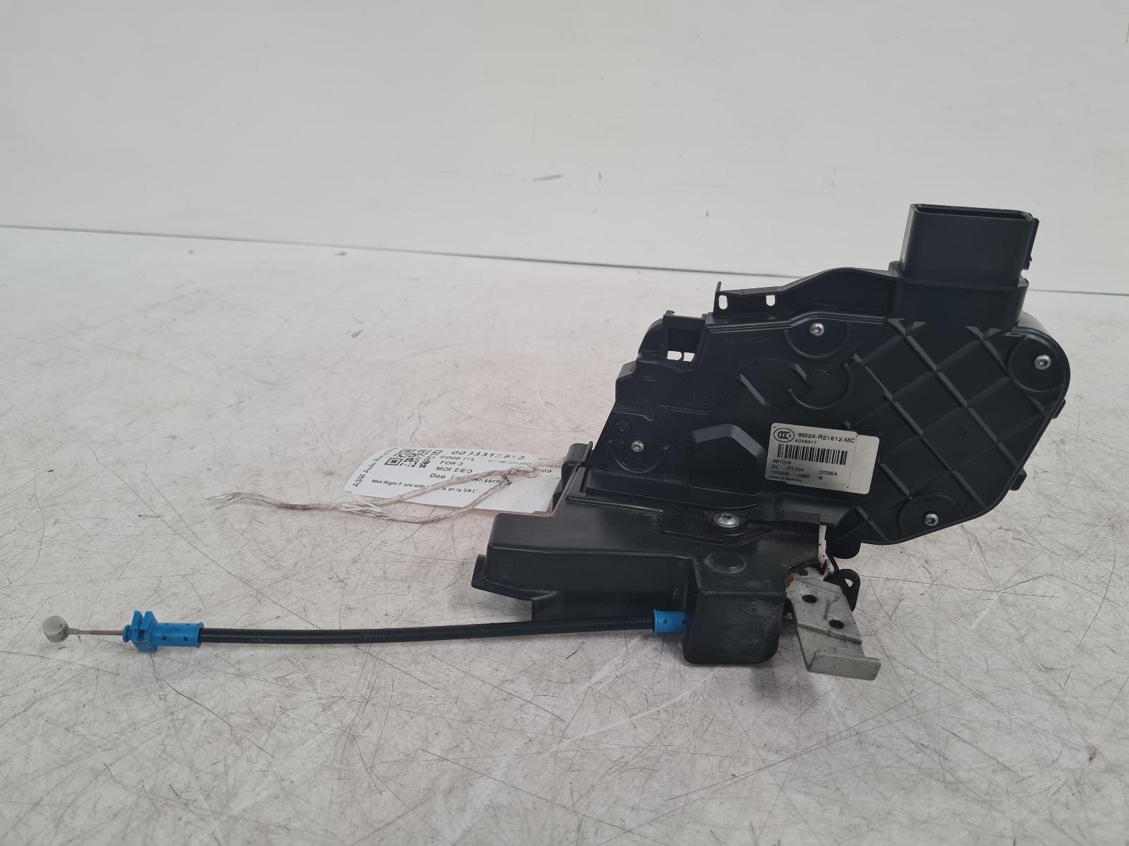 View Auto part Door Lock Assembly Ford Mondeo 2009