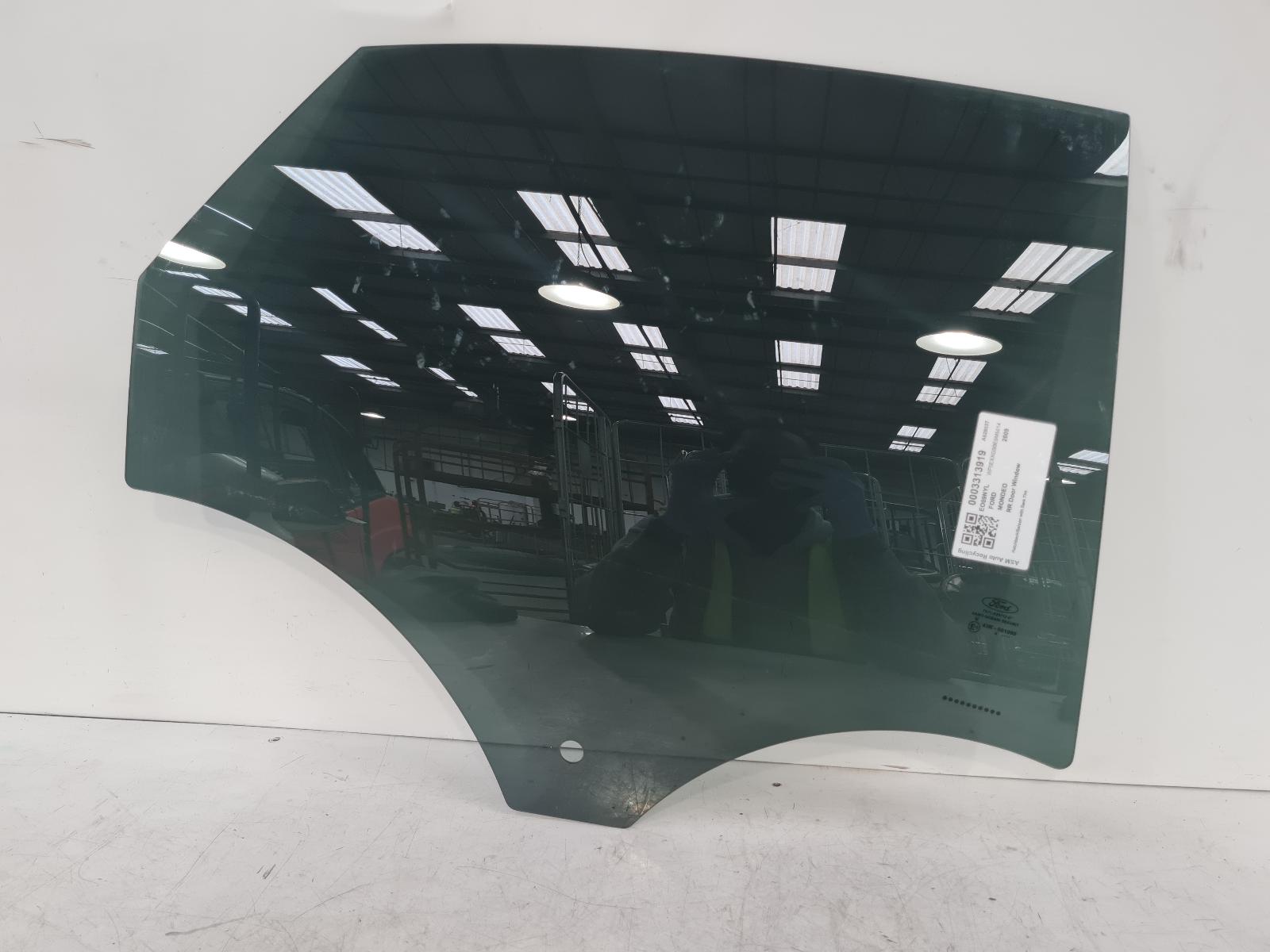 View Auto part RR Door Window Ford Mondeo 2009