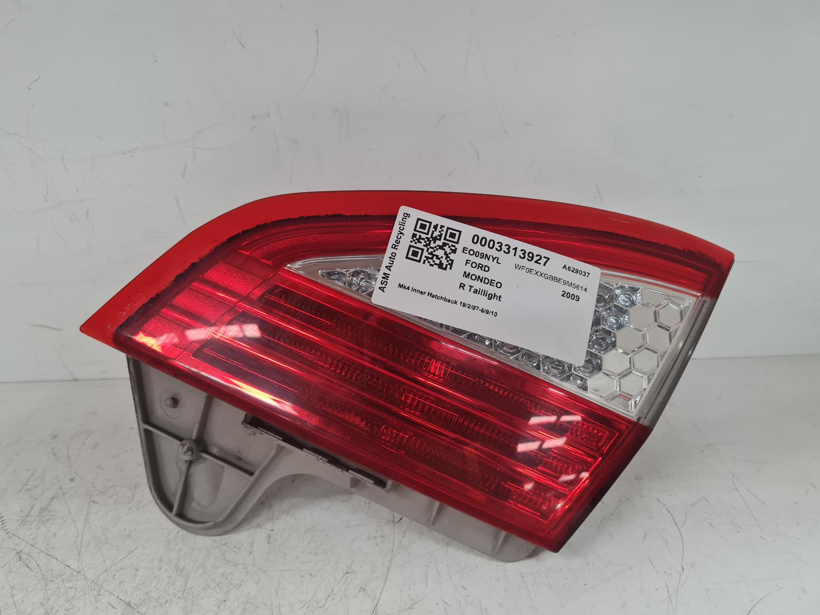 View Auto part R Taillight Ford Mondeo 2009