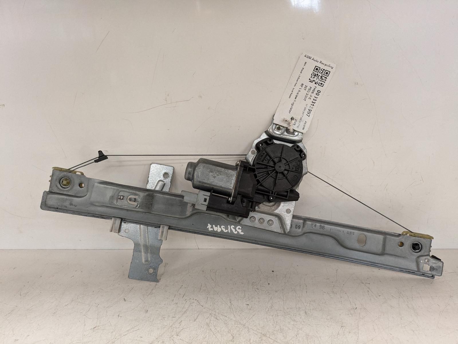 View Auto part RF Window Regulator Peugeot 207 2009