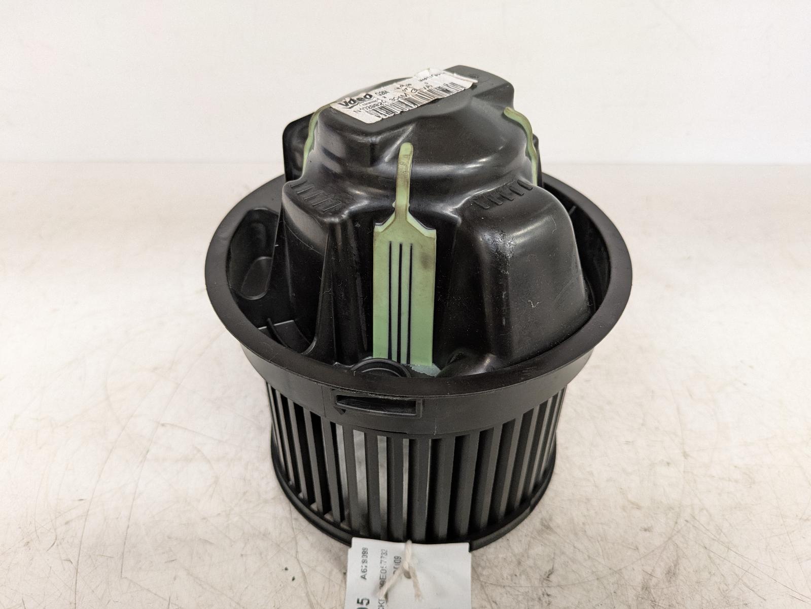 View Auto part Heater Motor/Assembly Peugeot 207 2009