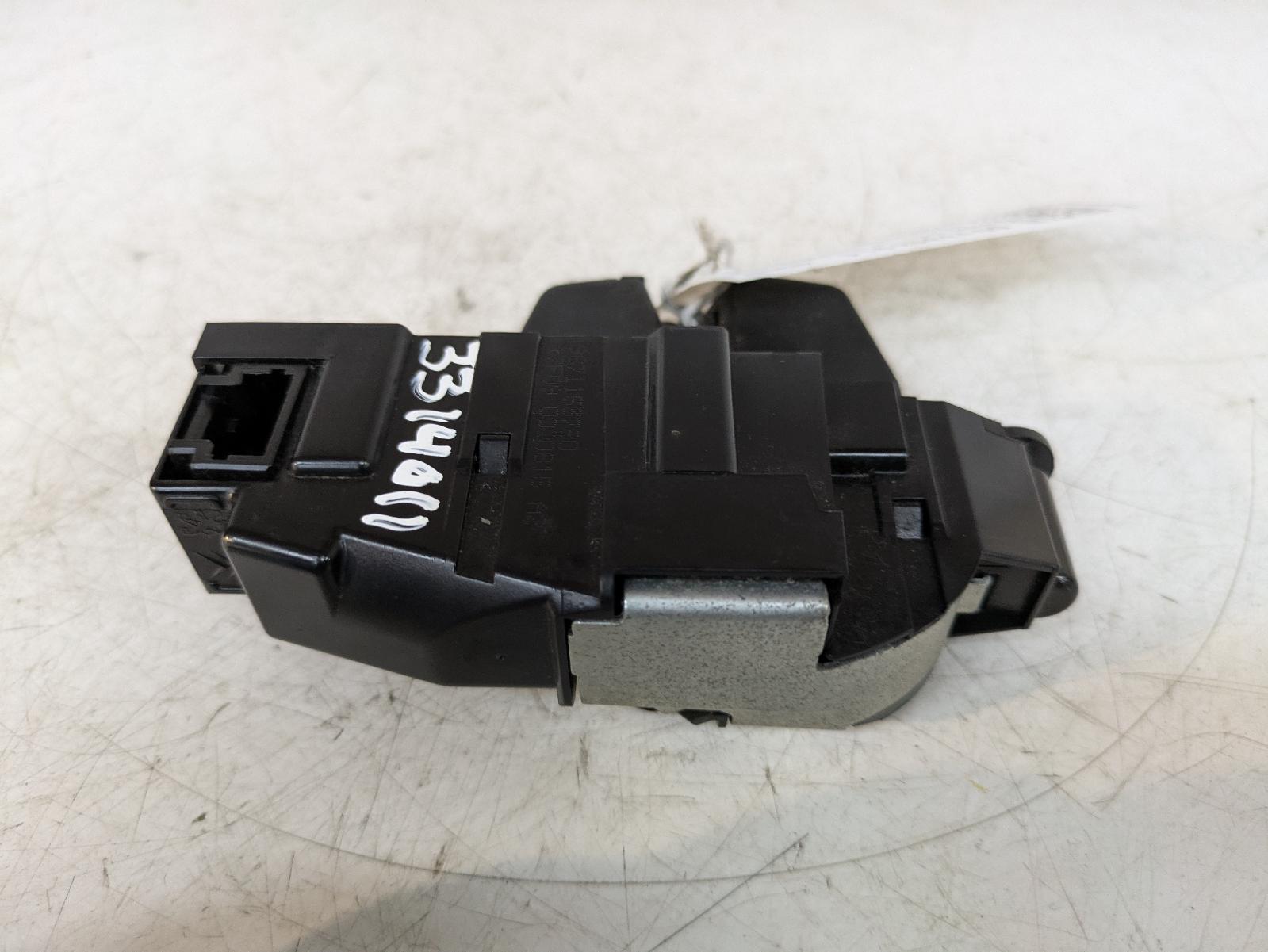 View Auto part Bootlid/Tailgate Lock Peugeot 207 2009