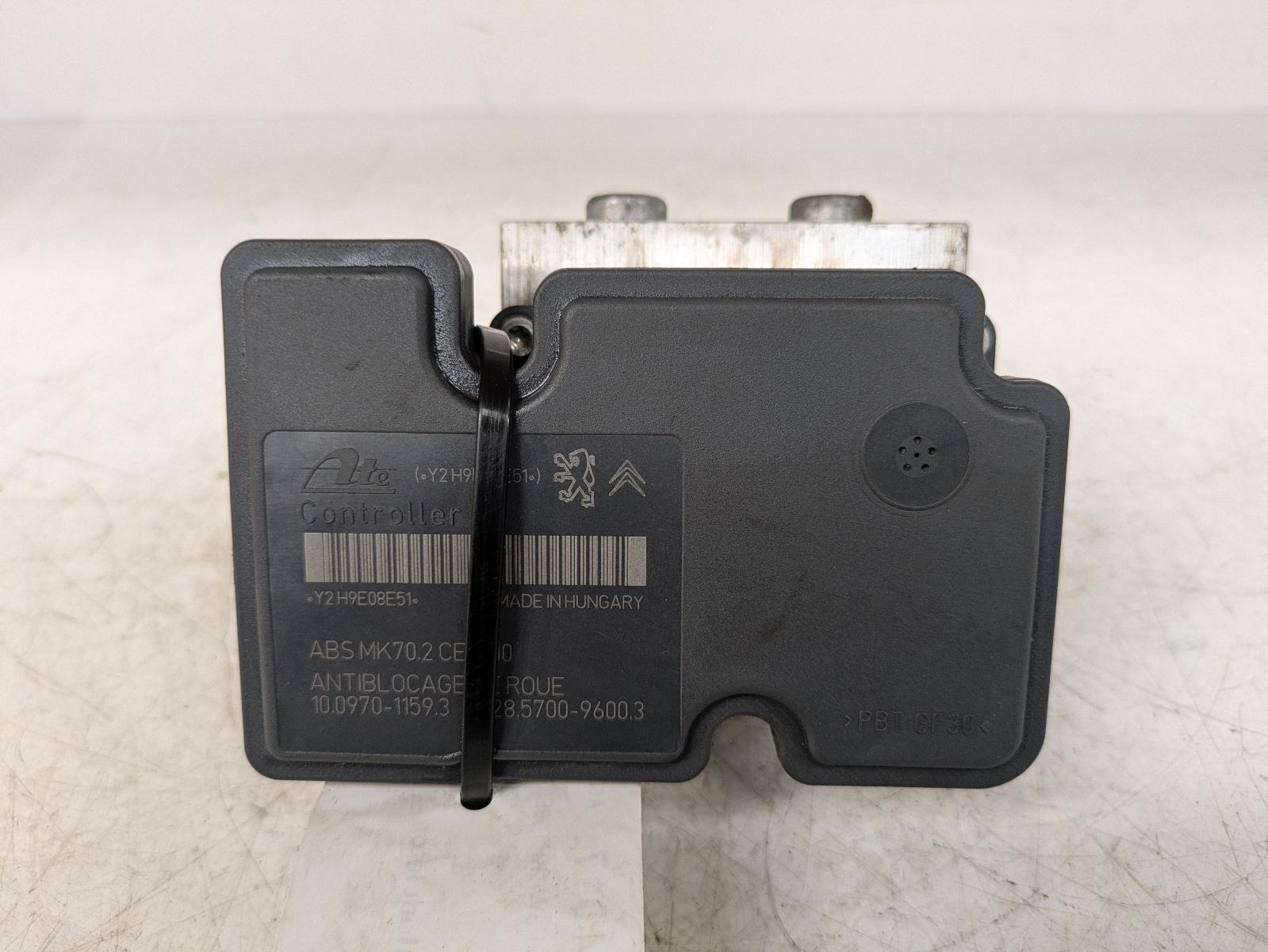 View Auto part ABS Pump/Modulator Peugeot 207 2009
