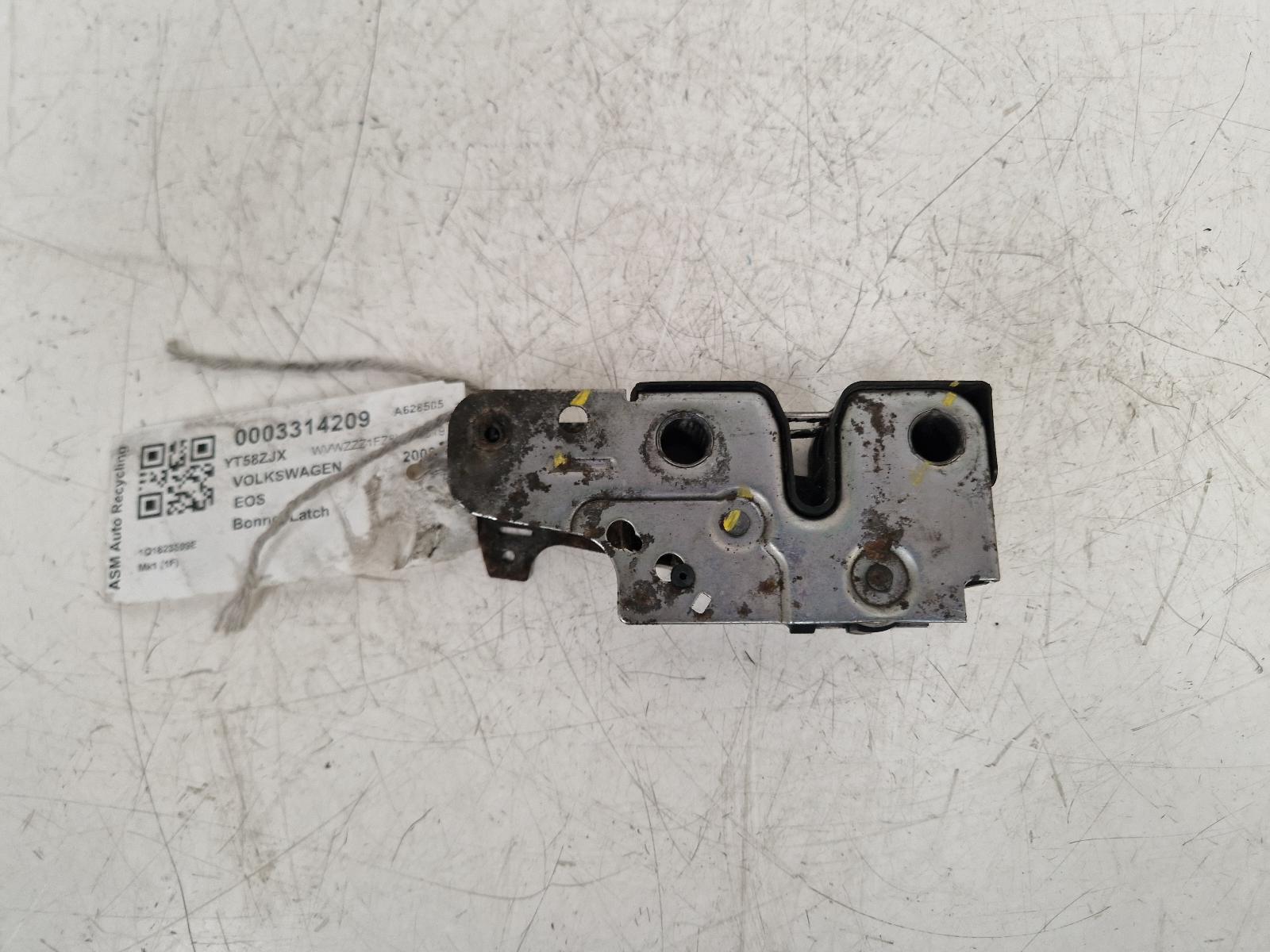View Auto part Bonnet Latch Volkswagen Eos 2008