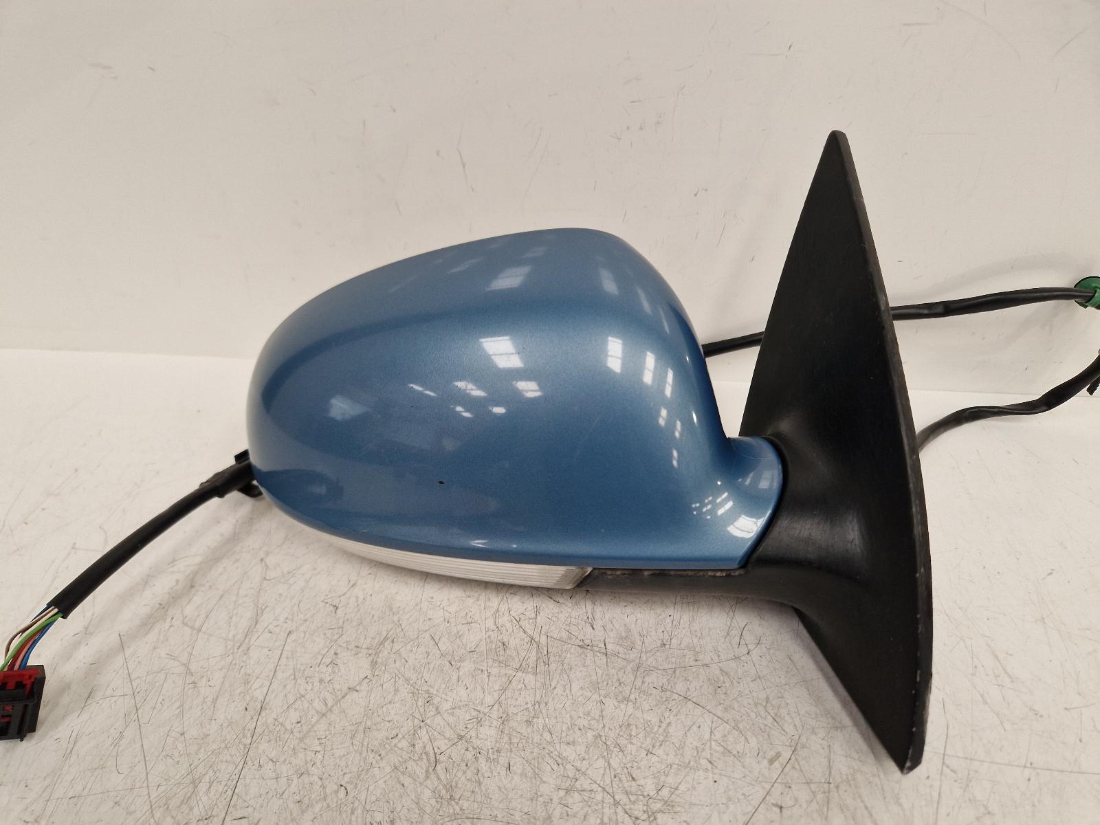 View Auto part R Door Mirror Volkswagen Eos 2008