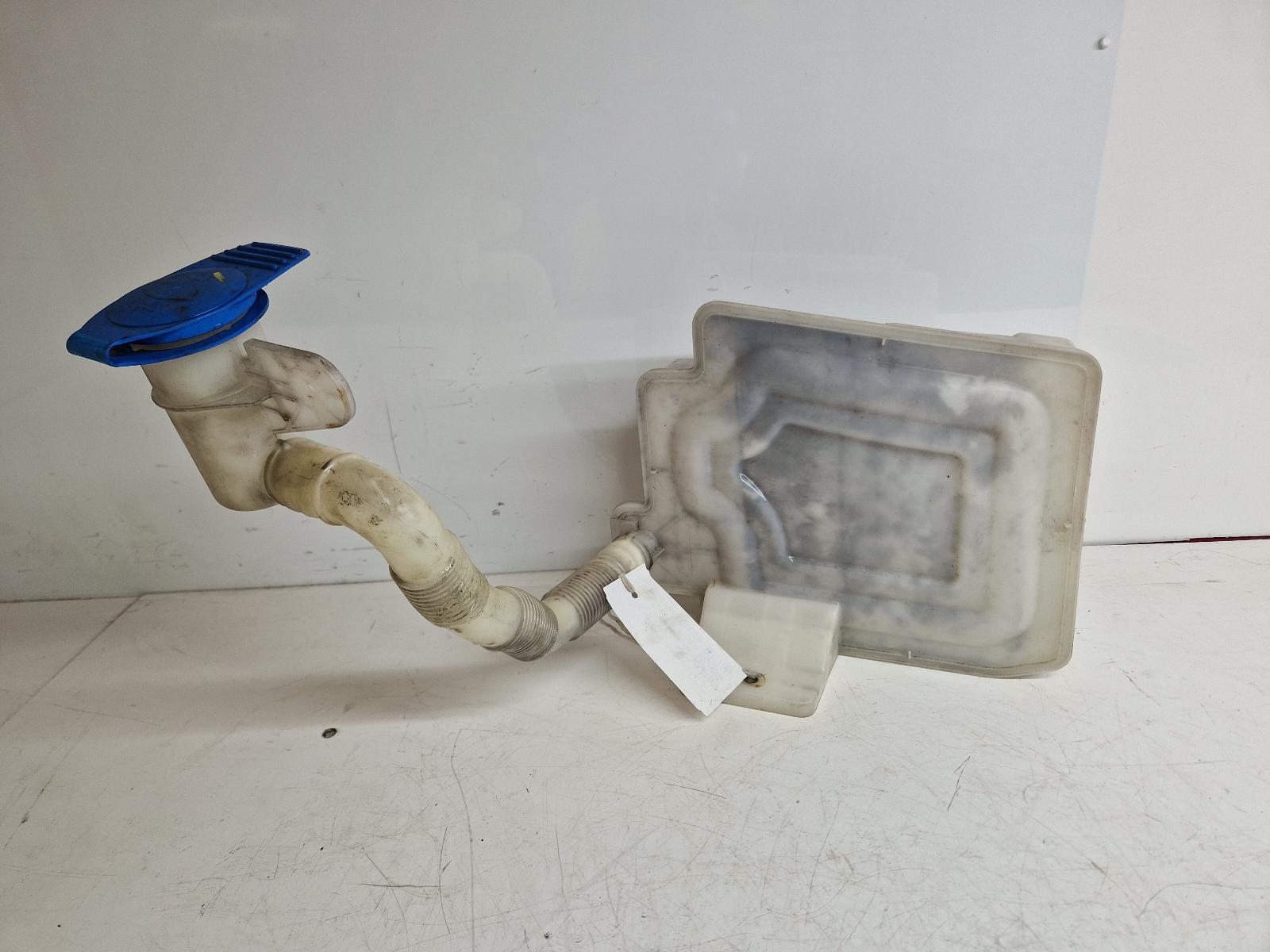 View Auto part Washer Bottle Volkswagen Eos 2008