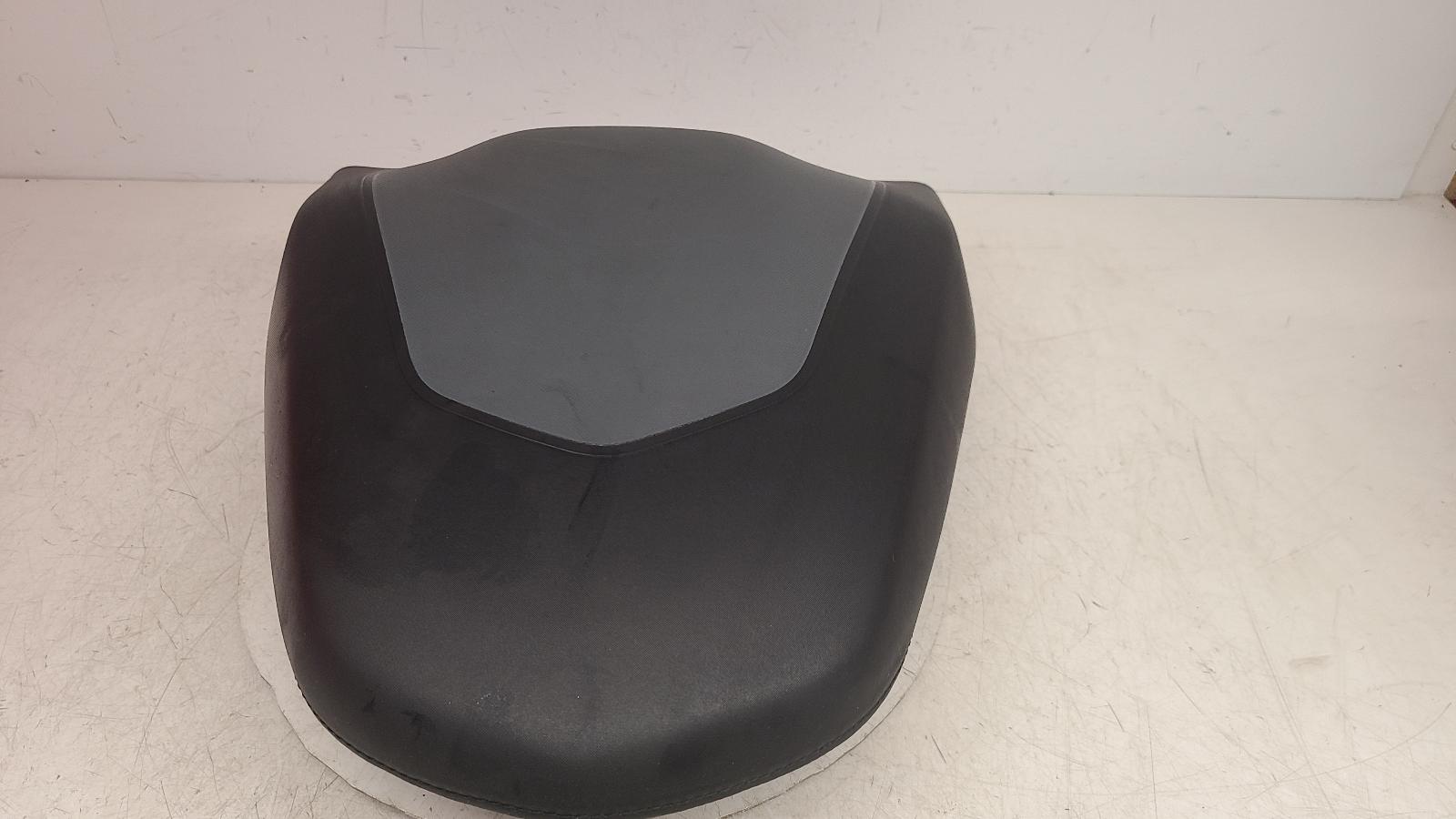 View Auto part 2nd Seat (Rear Seat) Bmw R 1300 Gs 2025