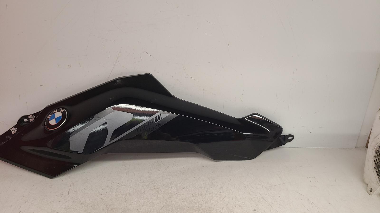 View Auto part Tank Trim Bmw R 1300 Gs 2025