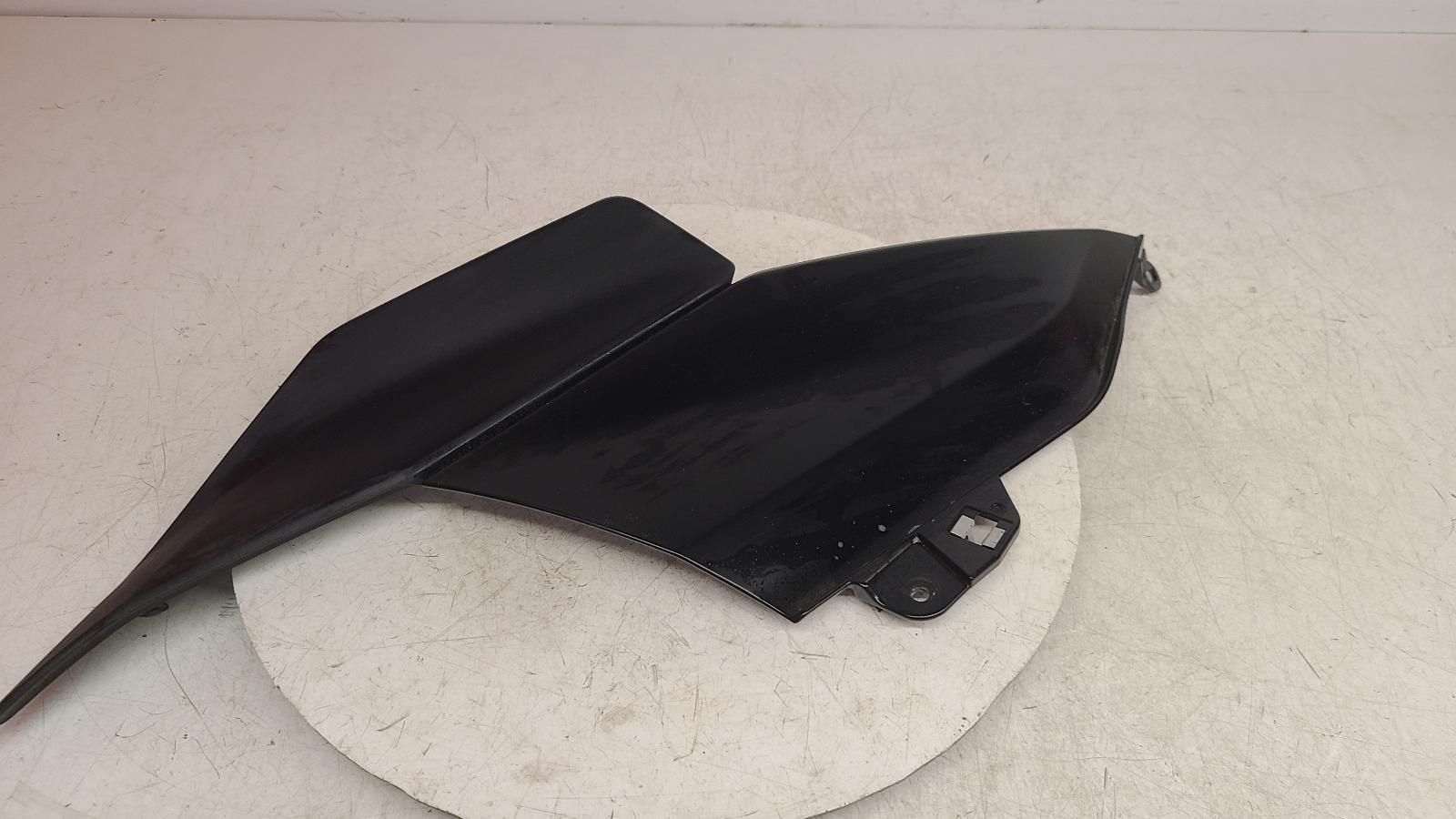 View Auto part Tank Trim Bmw R 1300 Gs 2025