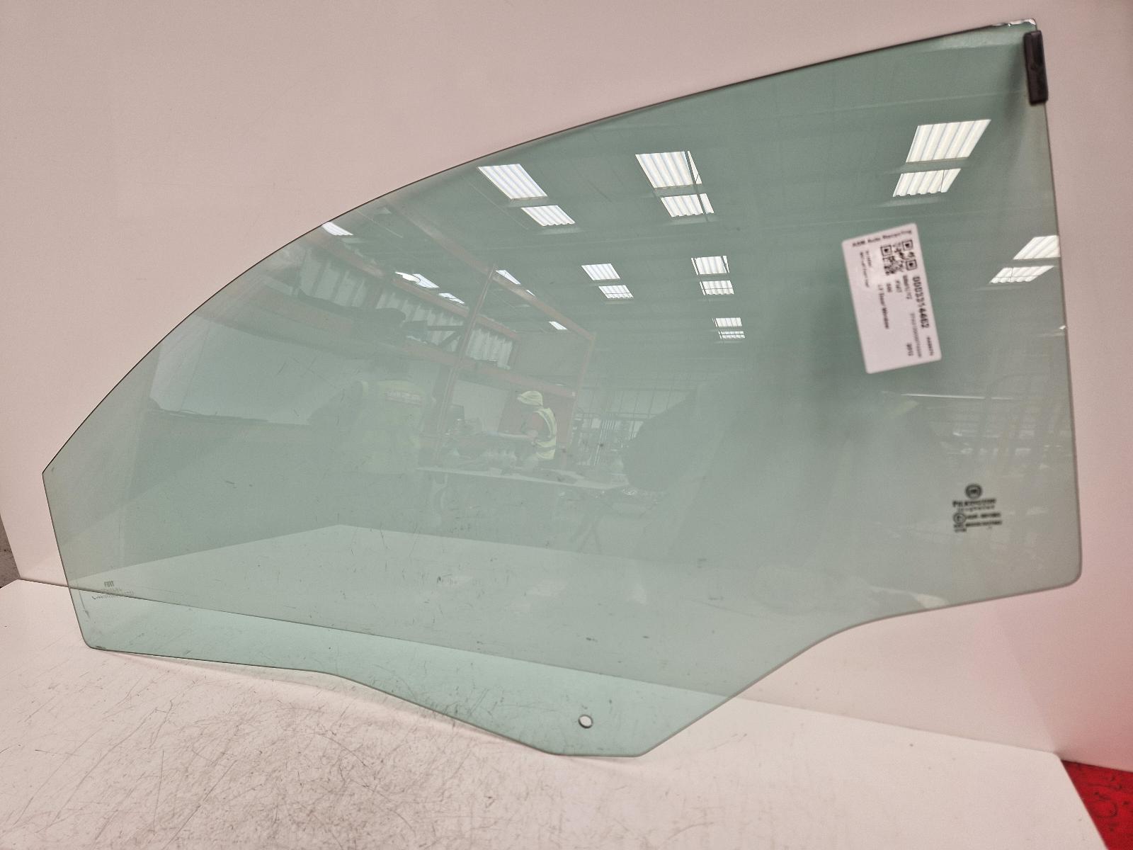 View Auto part LF Door Window Fiat 500 2012