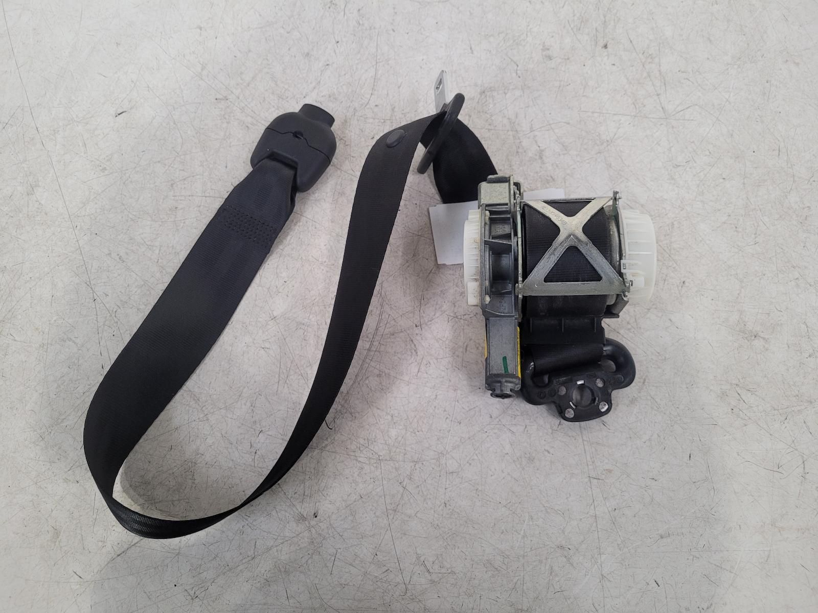 View Auto part Seat Belt Fiat 500 2012